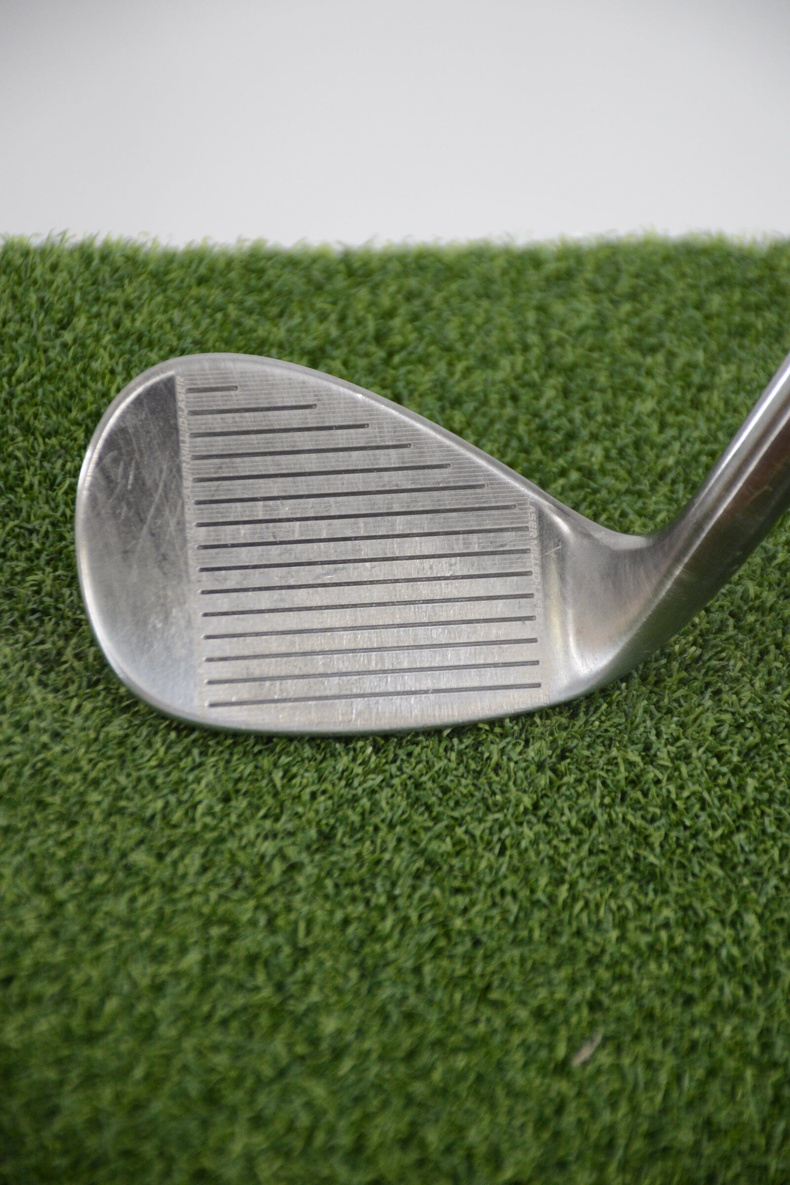 Cleveland CG15 Oil Quenched 52 Degree Wedge Wedge Flex 35.5" Golf Clubs GolfRoots 