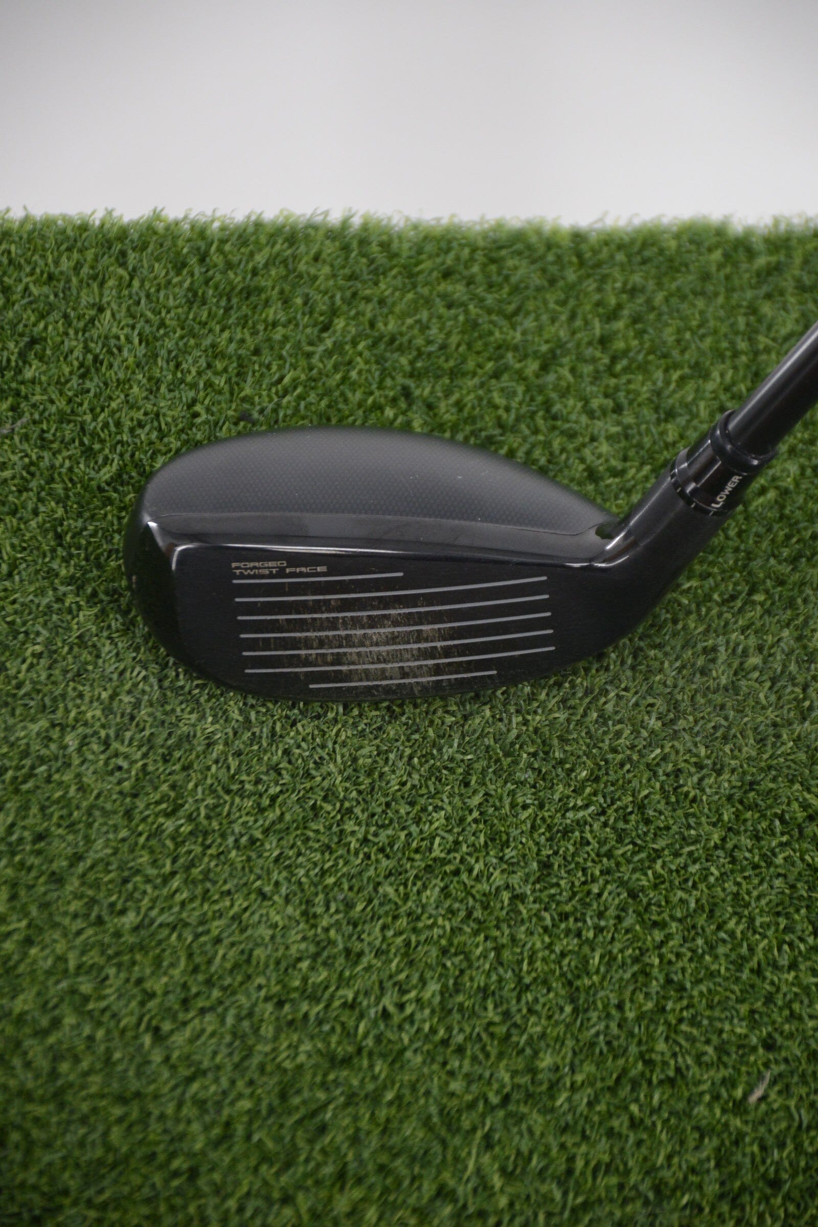 TaylorMade SIM2 Max Rescue 4 Hybrid R Flex 39.25"