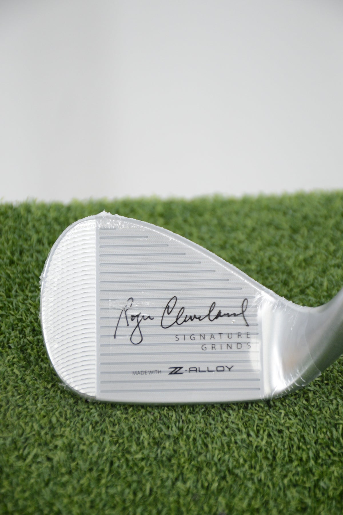 NEW Cleveland RTZ 2 Tour Satin 52 Degree Wedge Wedge Flex 35.25"