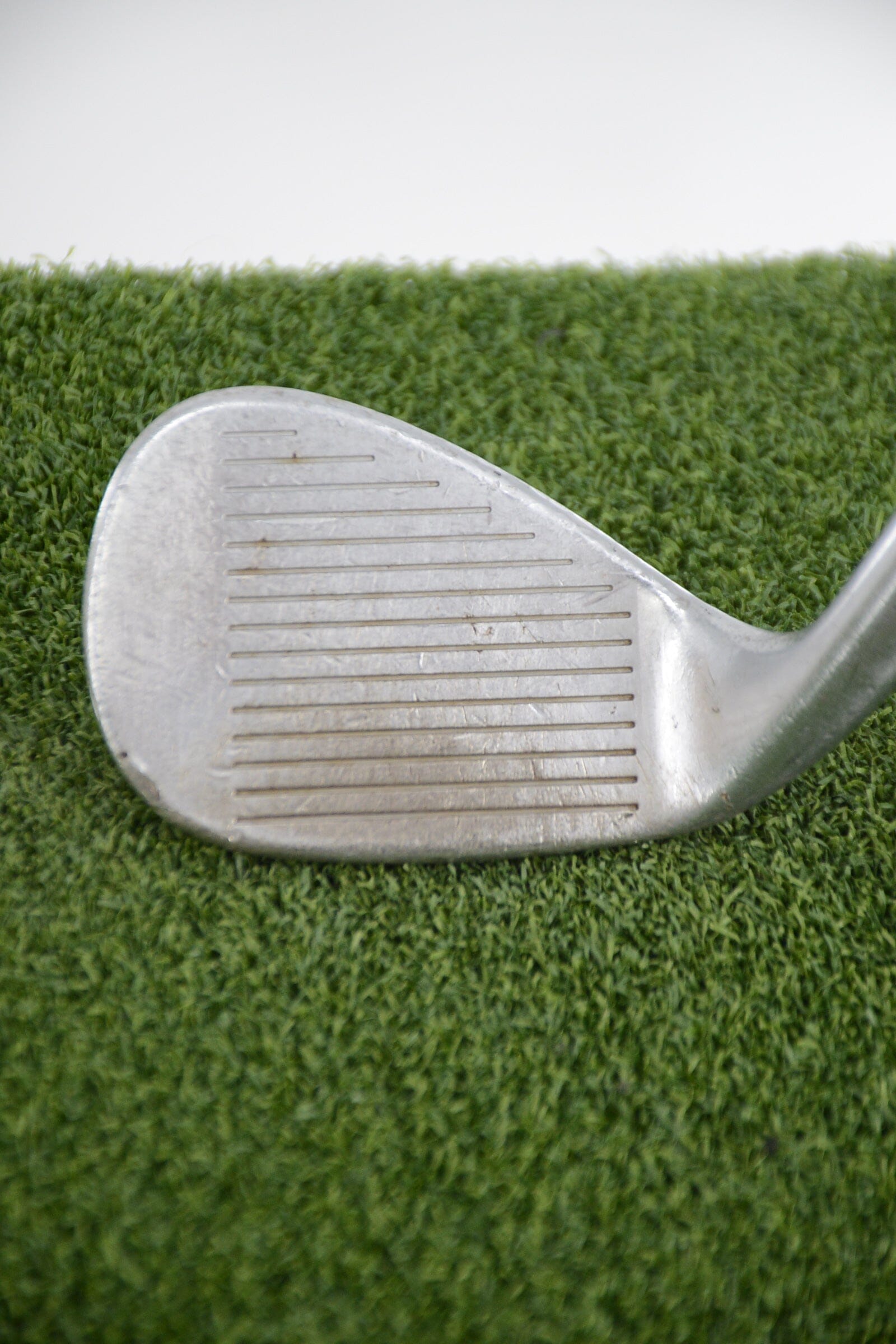 Cleveland CG10 Chrome 52 Degree Wedge Wedge Flex 36" Golf Clubs GolfRoots 