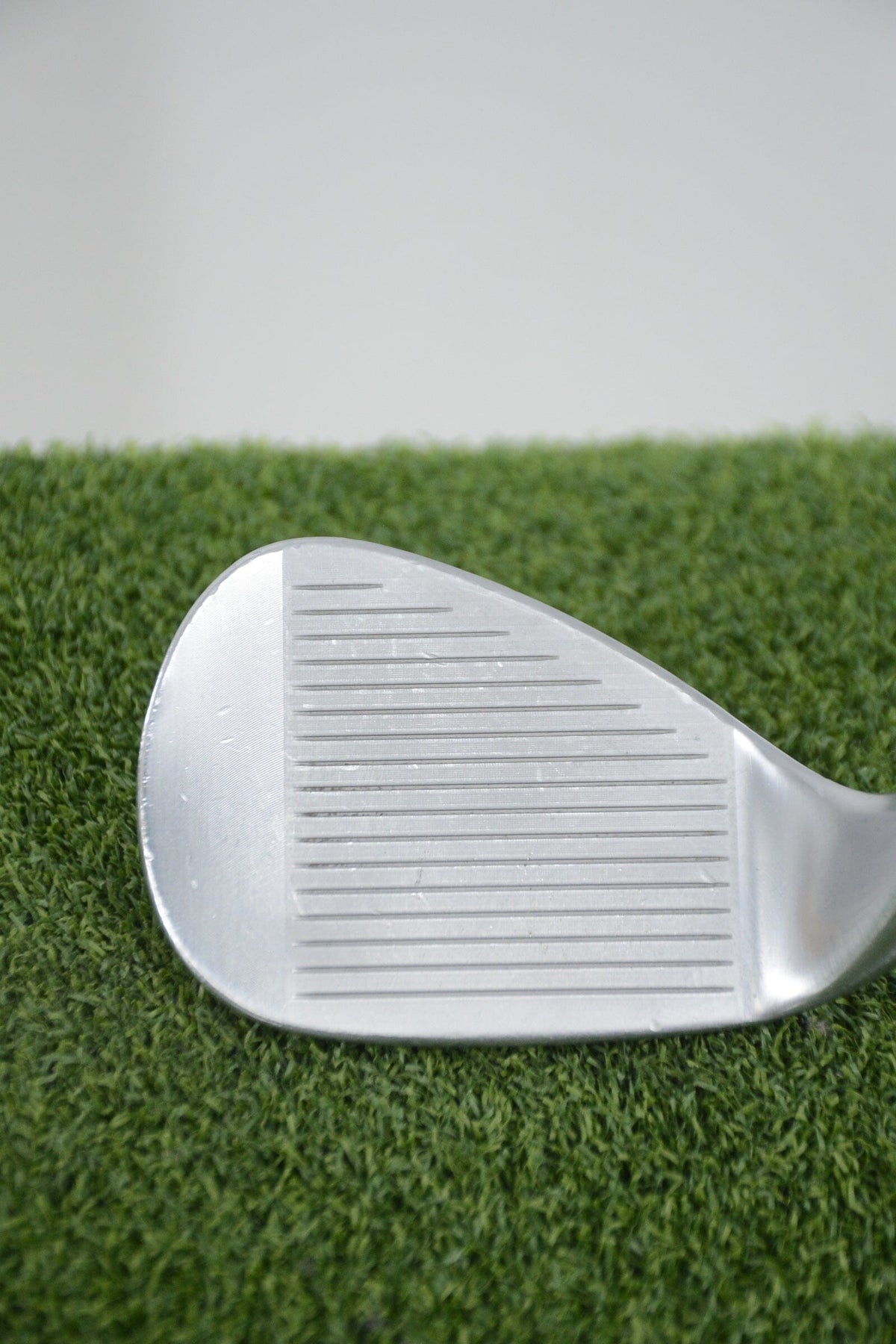 Titleist Vokey SM8 Tour Chrome 56 Degree Wedge Wedge Flex 35" Golf Wedges Titleist 