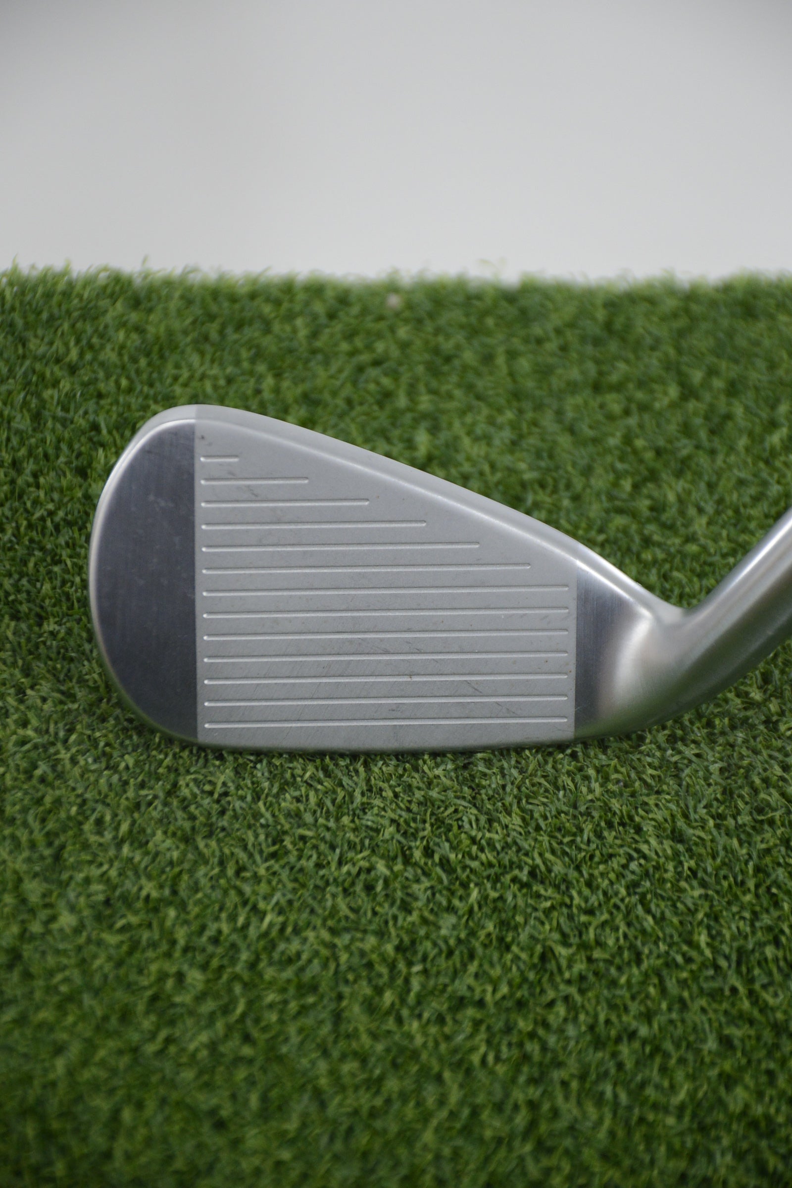 Mizuno JPX 923 Hot Metal 7 Iron R Flex 36.75"