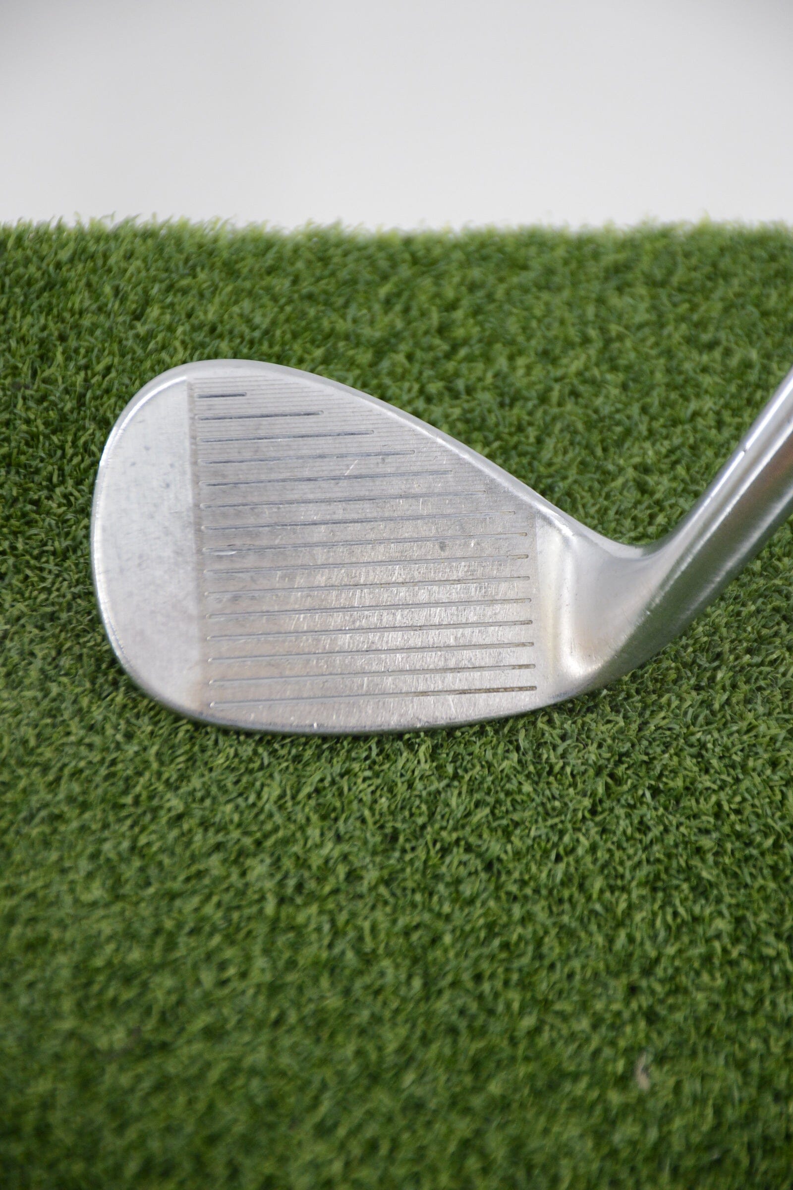 Cleveland CG15 Chrome 52 Degree Wedge Wedge Flex 35.5" Golf Clubs GolfRoots 
