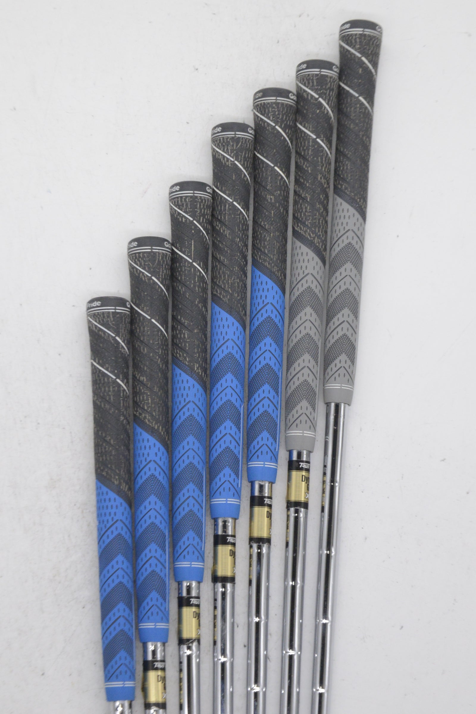 TaylorMade Rocketballz 4-PW Iron Set R Flex +1.25"