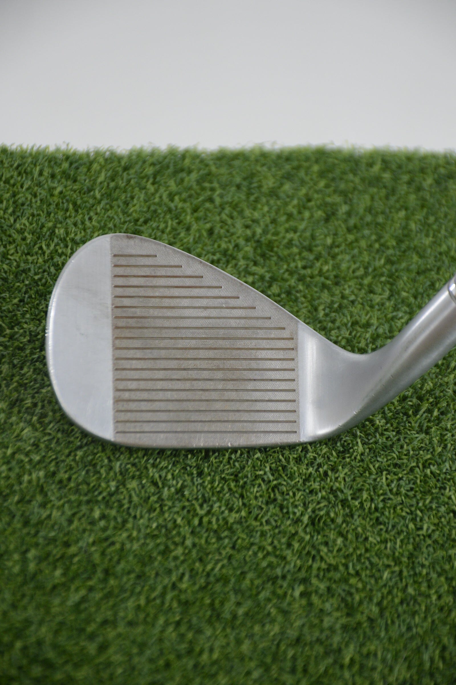 TaylorMade Milled Grind 4 Satin Chrome 60 Degree Wedge S Flex 34.5"