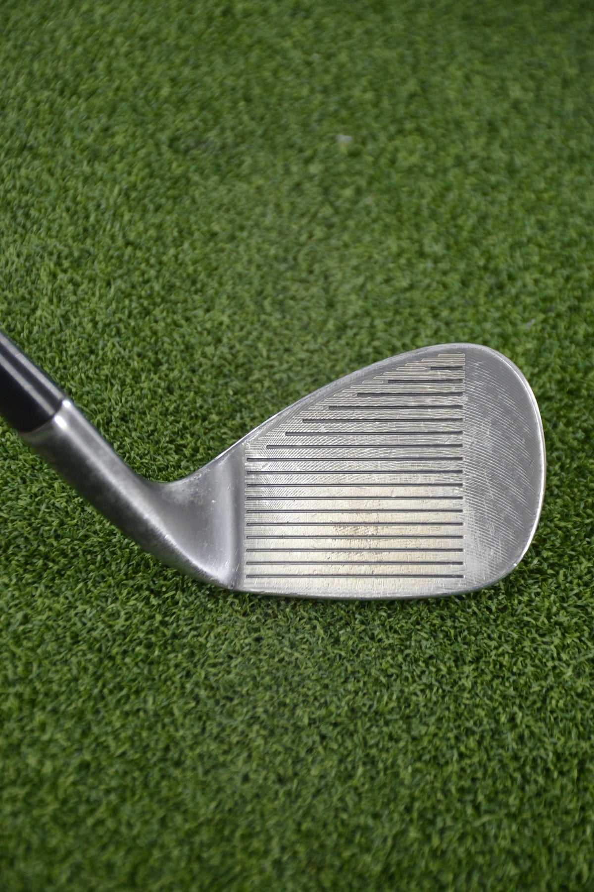 Lefty Cleveland RTX 3 Black Satin 54 Degree Wedge R Flex 35.25"