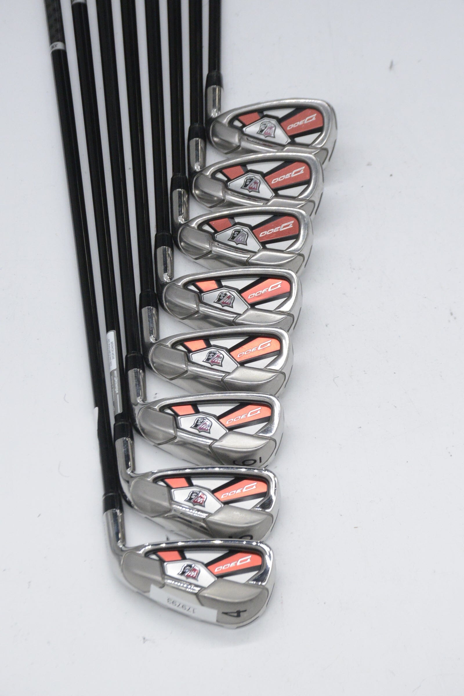 Wilson Staff D300 4-GW Iron Set R Flex -0.25"
