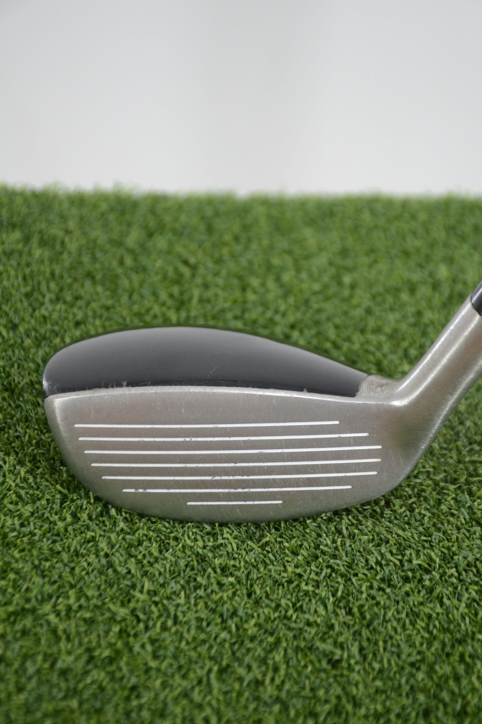 Titleist 585.H 19 Degree Hybrid S Flex 40.25"