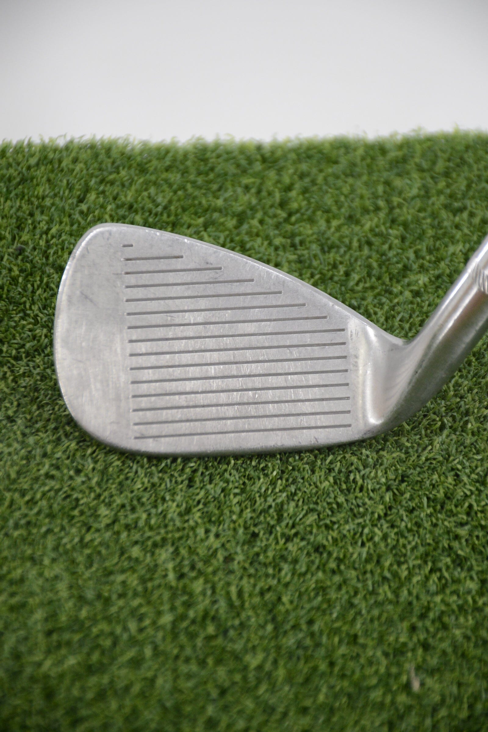Titleist DCI 990 PW S Flex 35.5"