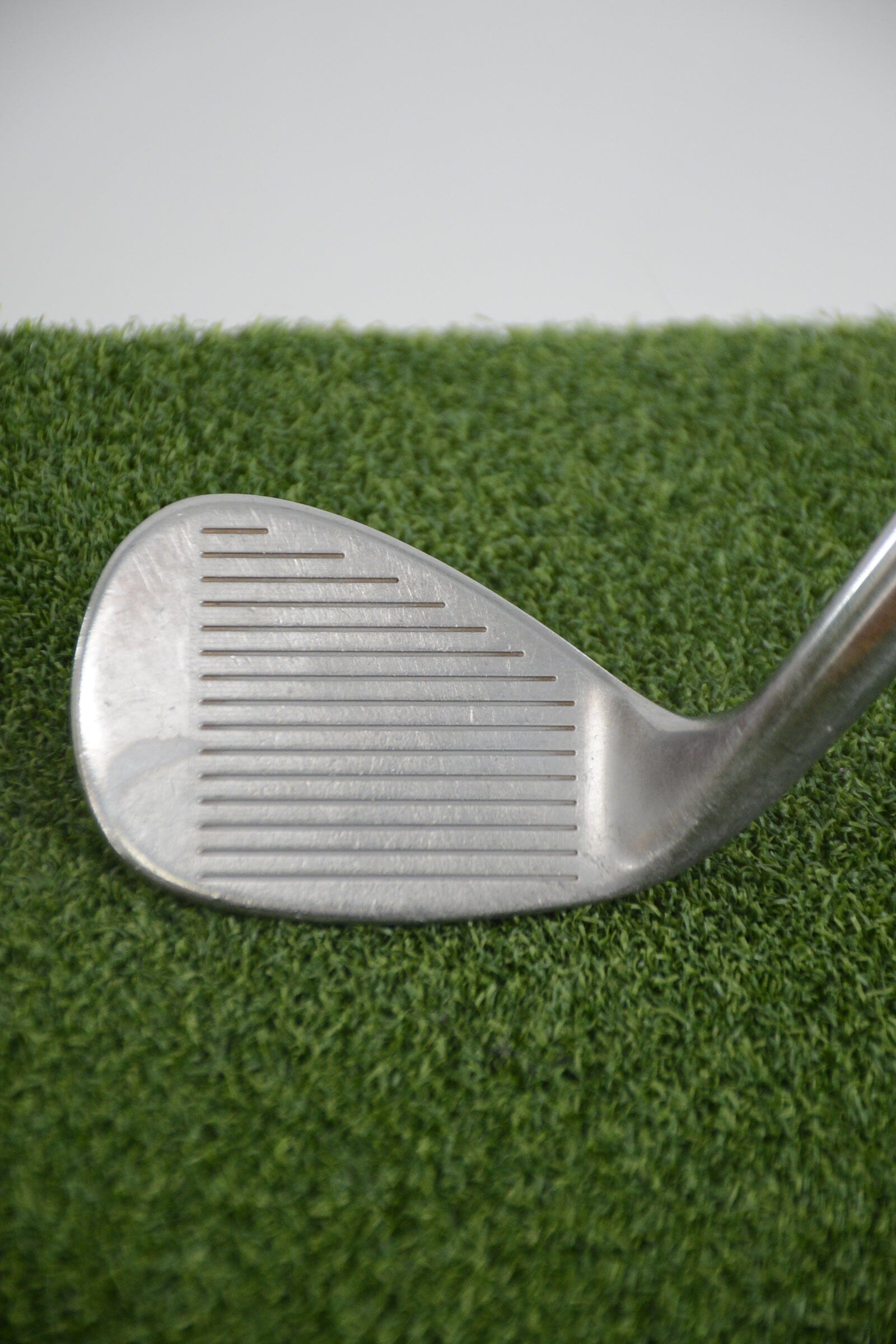 Cleveland CG15 Oil Quenched 60 Degree Wedge Wedge Flex 35"