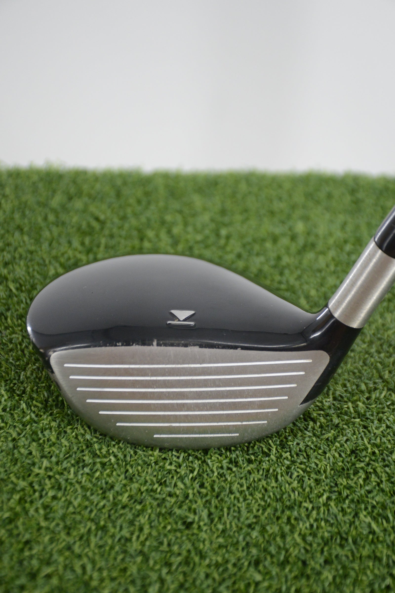 *Dented* Titleist 906F2 15 Degree Wood S Flex 42.75"
