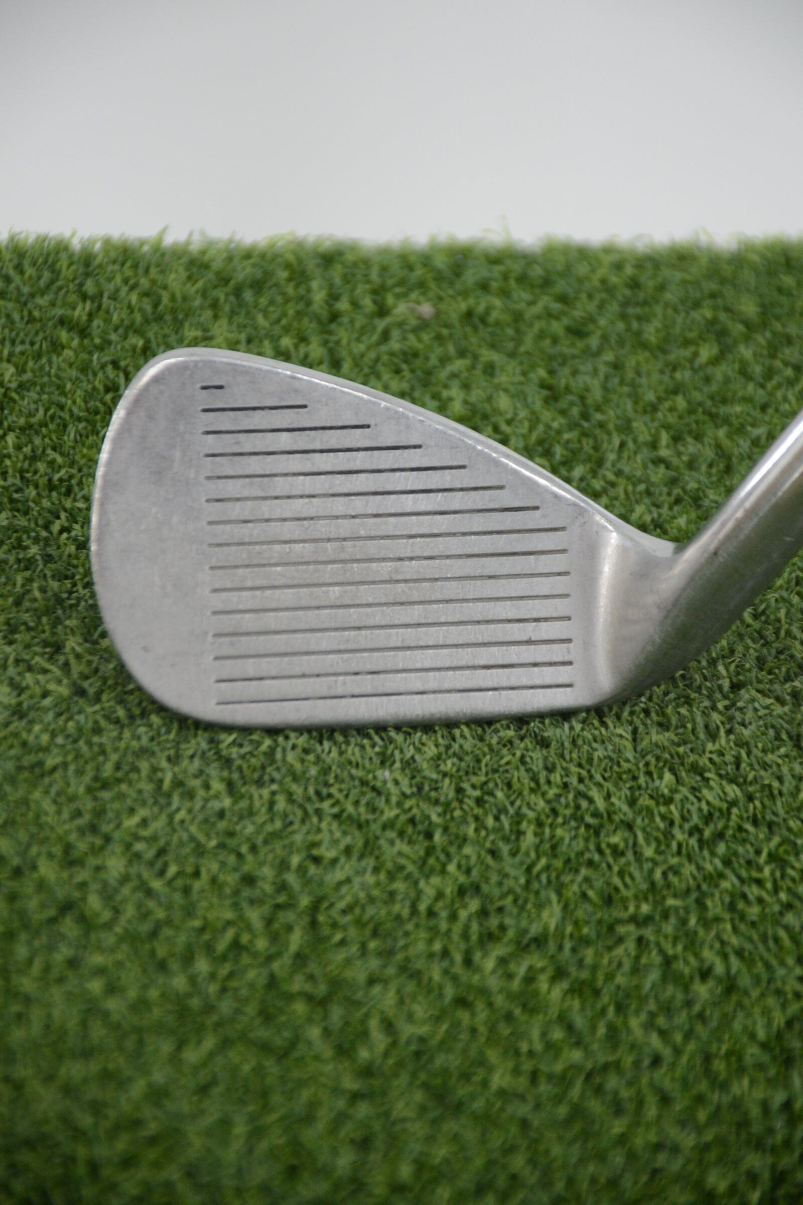 Titleist DCI 981 9 Iron R Flex 35.75" Golf Clubs GolfRoots 