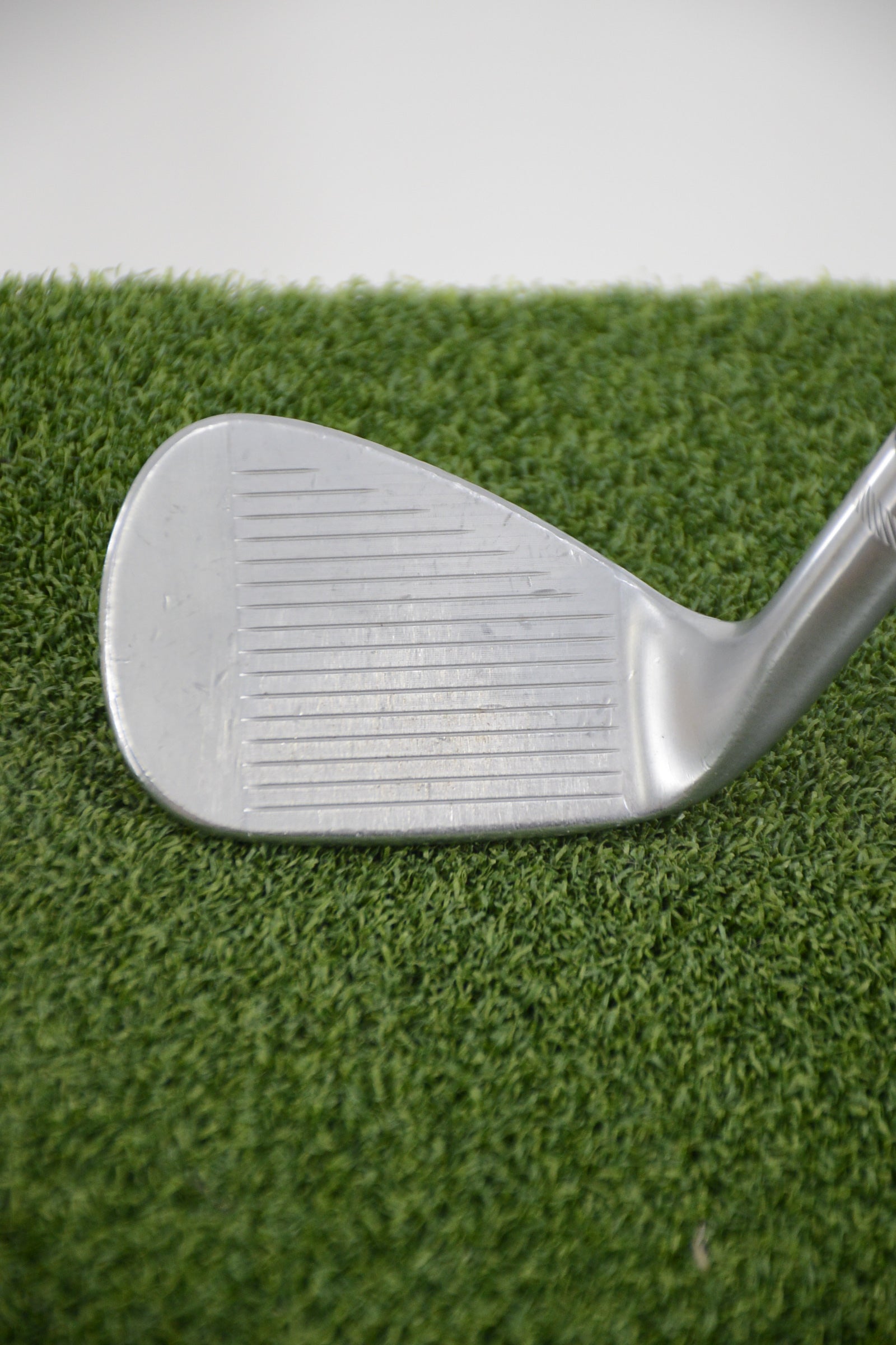Titleist Vokey SM10 Tour Chrome 48 Degree Wedge S Flex 36"