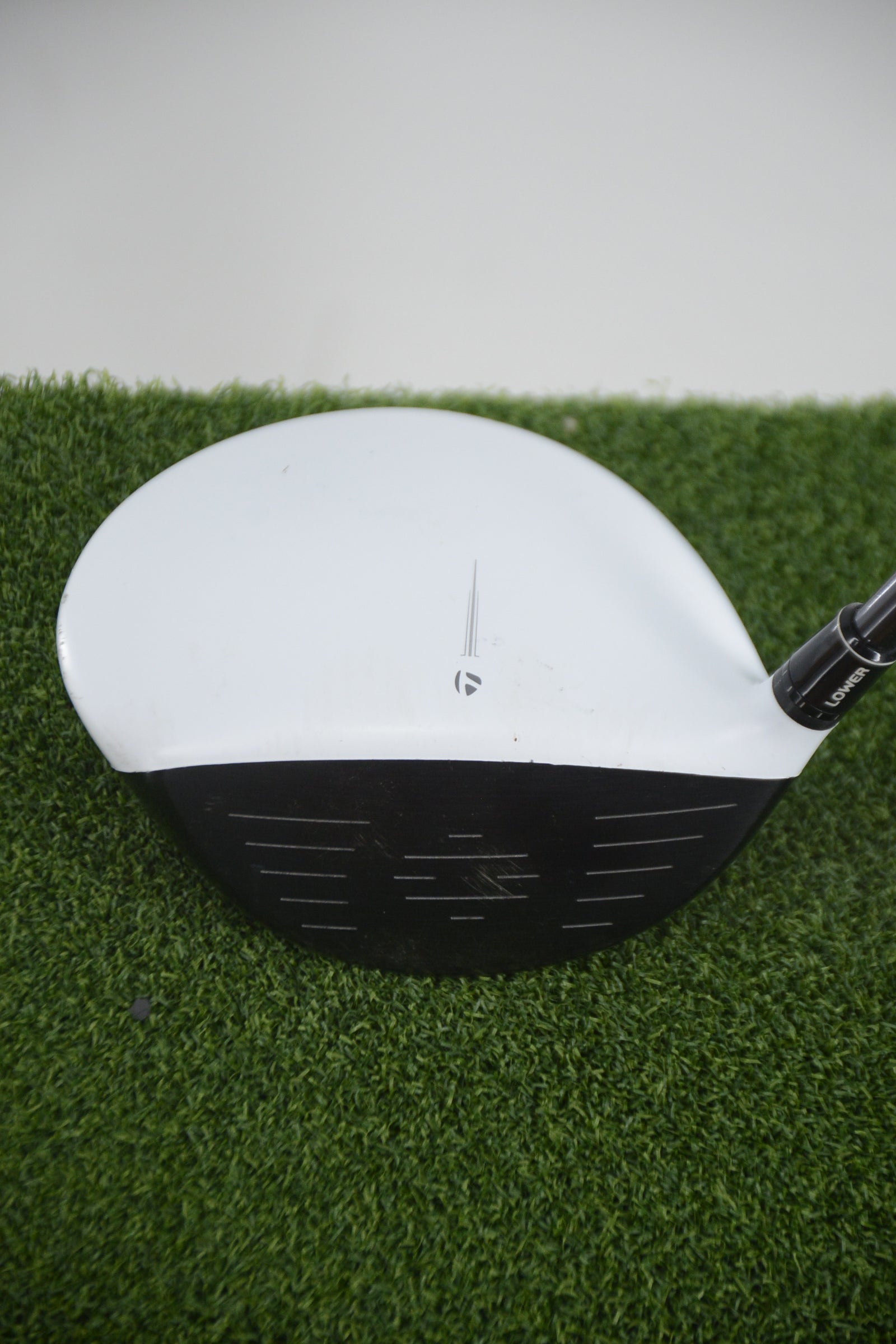 *Dented* TaylorMade R15 9.5 Degree Driver R Flex 45.5"