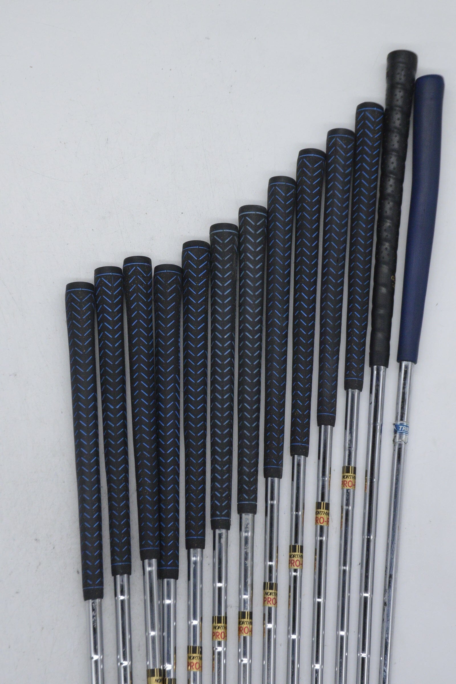 Women's Northwestern Pro Bilt II Mixed Full Set W Flex -0.5" Golf Clubs GolfRoots 