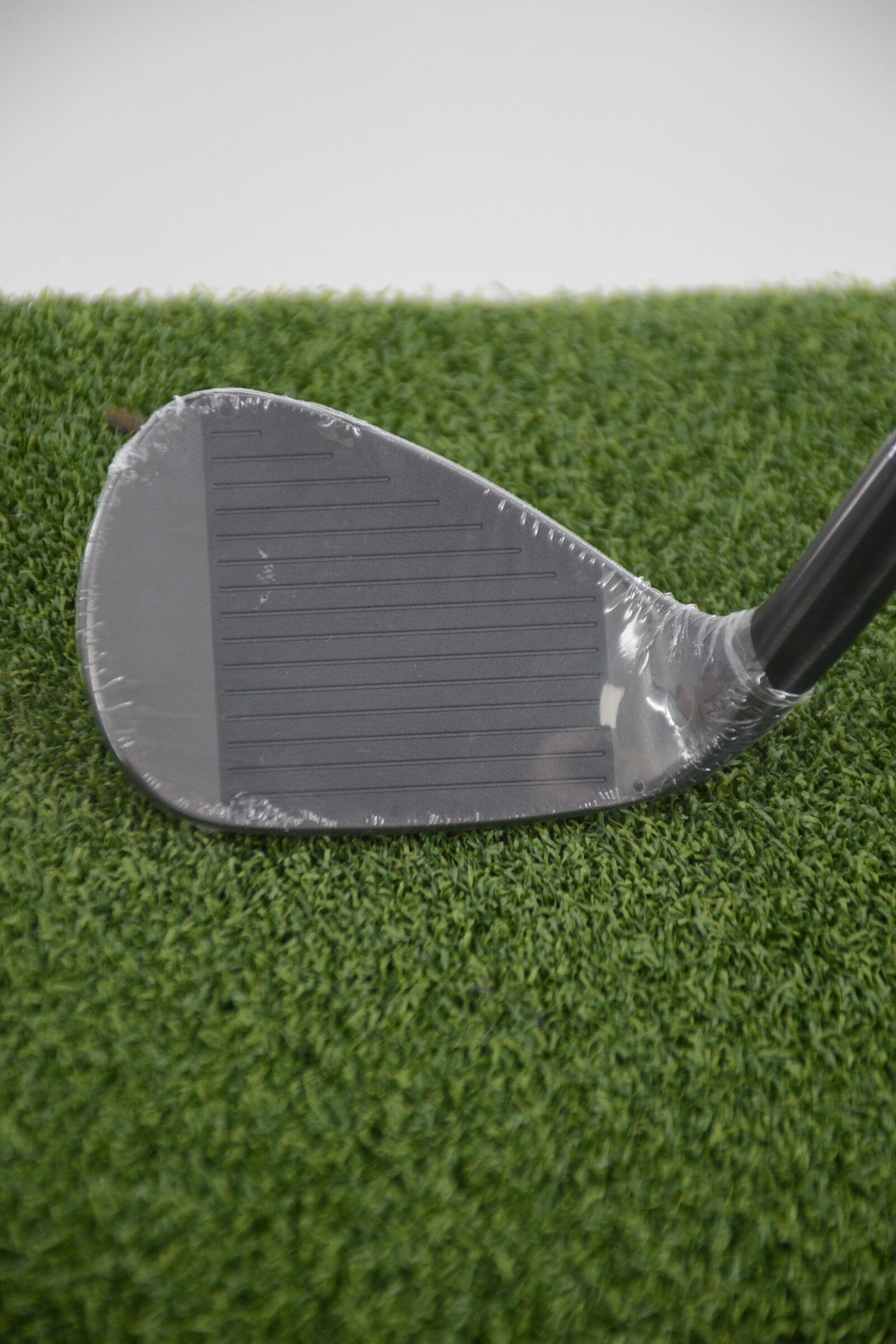 NEW Wilson Staff Model Infinite 52 Degree Wedge Wedge Flex 35.25" Golf Clubs GolfRoots 