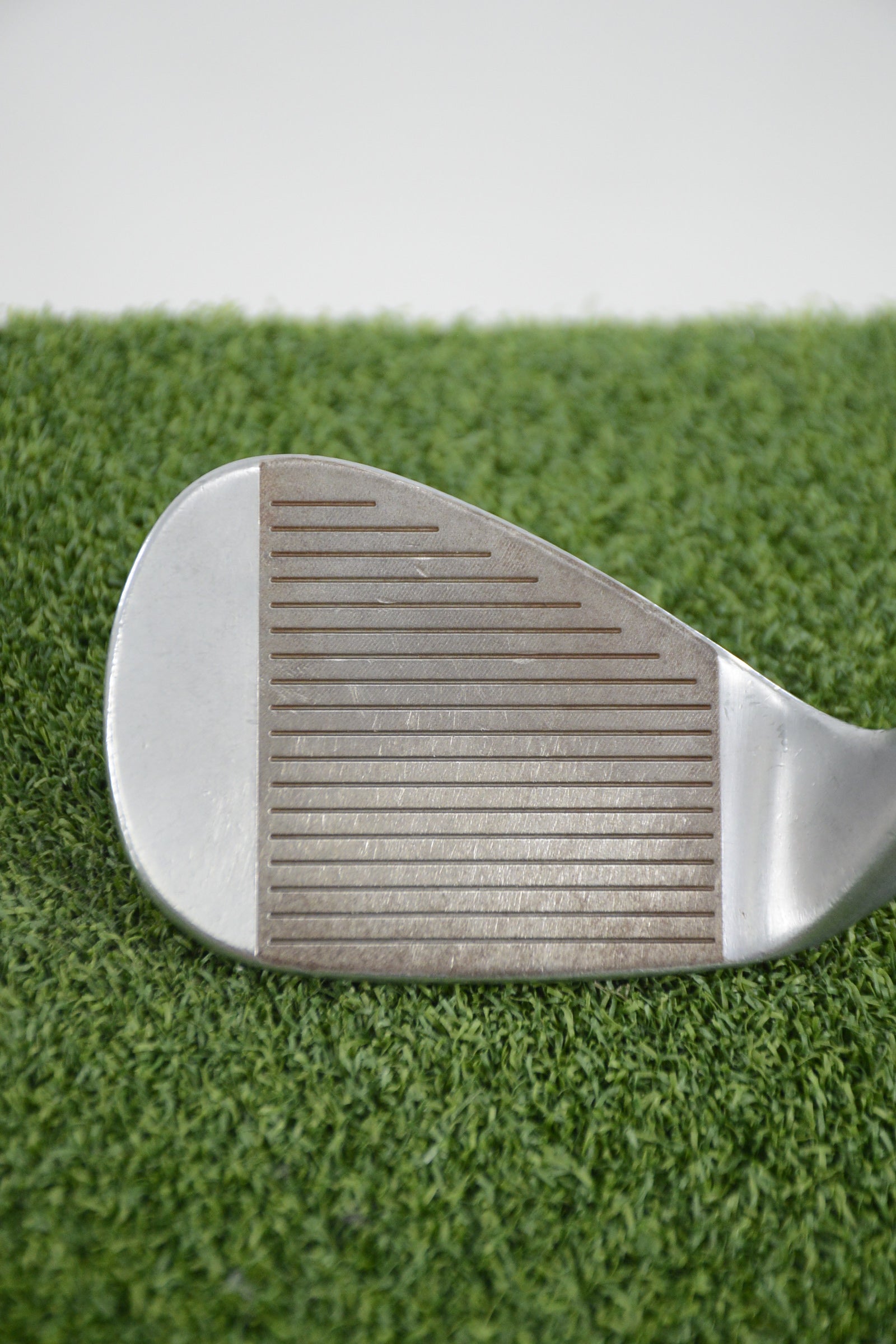 TaylorMade Milled Grind 4 Satin Chrome 54 Degree Wedge Wedge Flex 35"